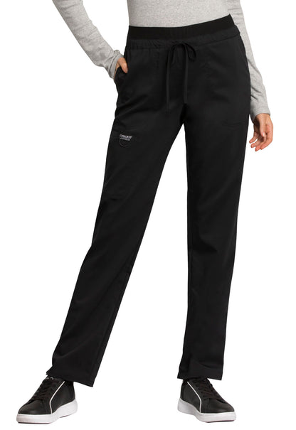 Mid Rise Tapered Leg Drawstring Pant in Black